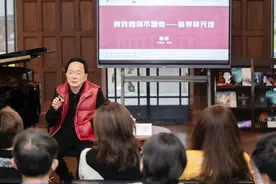 音乐城堡又迎来一位“大咖”，作曲家陈钢：教我如何不想他图片