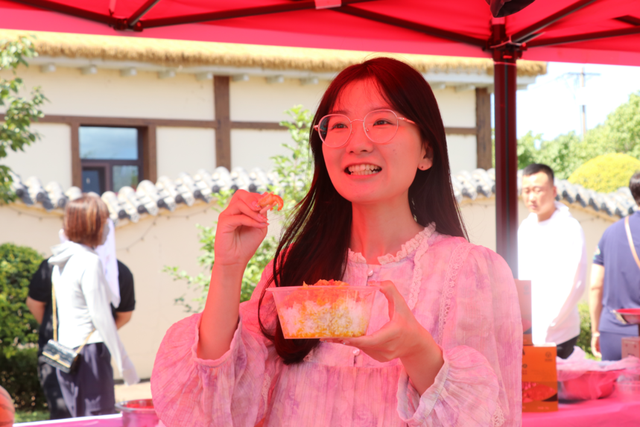 桦川县星火稻乡举办首届小龙虾节 开启农文旅融合新篇章