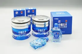 激发老字号活力 上药集团与申花足球俱乐部共推联名款清凉产品图片
