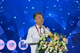 2023智博会｜中国医药企业管理协会执行会长吴海东：医药行业发展要在原创科技上下足功夫图片
