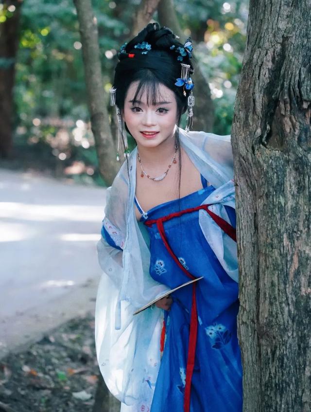 就在防城港！不容错过的踏浪观潮、观赏参天古树一个好去处