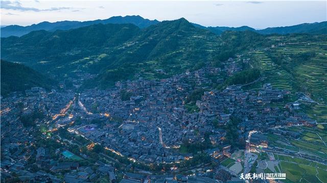 【景区联动进行时】黔东南景区联动破壁融合 前三季度旅游综合收入达878.82亿元