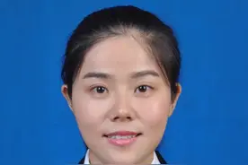 “小区保安无证上岗，还都是老弱病残”！甘靖雯律师：可这样举报→图片
