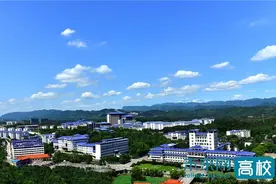 湖北民族大学开展2025年春节走访慰问活动图片