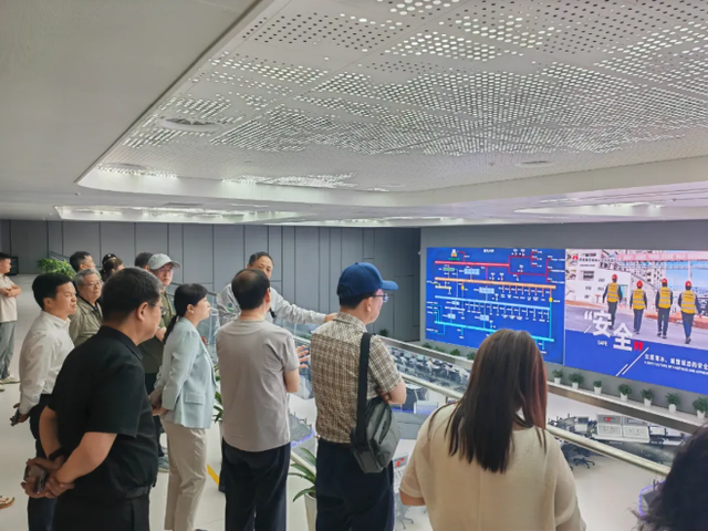 在黄河与长城交汇点，探寻塞上未来之光——2025年陕西省院士专家休假活动侧记