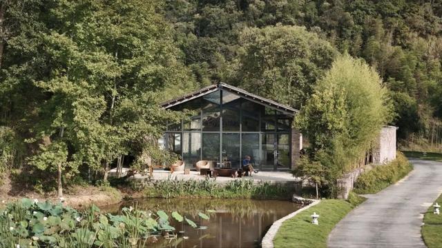 安纳班纳·泰宁 | 在时间的褶皱里，呼吸一场丹霞旧梦