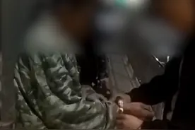 男子没有银行卡连工资都不要，却被抓了图片