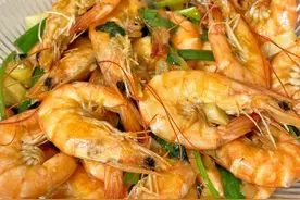 𝙄𝙣𝙩𝙚𝙧𝙚𝙨𝙩𝙞𝙣𝙜🦐🌽 吃得饱想的少 天天开心没烦恼图片