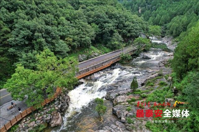 青绿泰山 清凉一夏丨夏天的正确打开方式！泰山彩石溪承包你的清凉自由