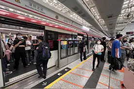 4分钟1趟！深圳地铁4号线清明节起压缩周末及假日行车间隔图片