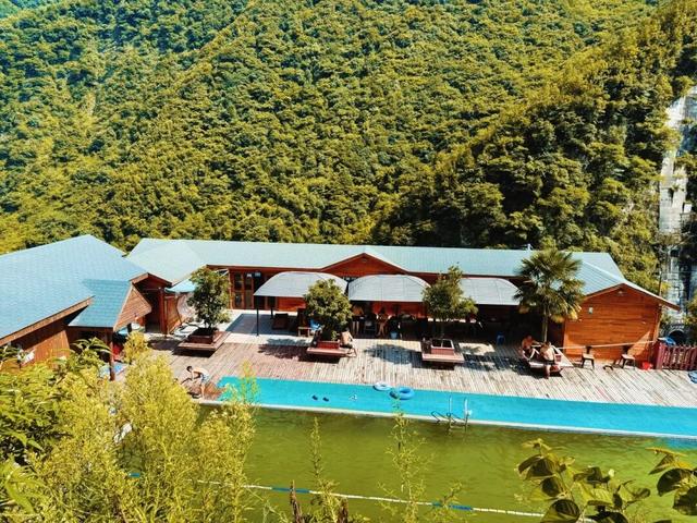 【跟着川超游凉山】10月19日，开zuá！看“川超”游越西！
