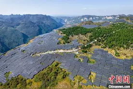 贵州黔西：光伏发电助力乡村振兴图片