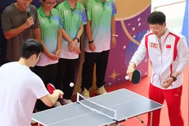 生活不易，马龙樊振东拼“厨艺”图片