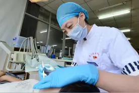 中国医师节｜厦门医学院附属口腔医院：有口皆碑 口腔健康守护者图片