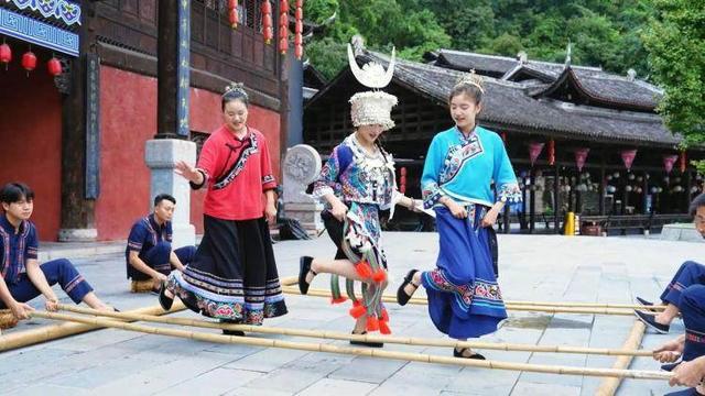 百万网友云游彭水！跟随金牌主播探秘“世界苗乡”
