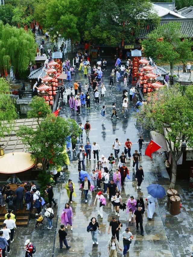 金秋揽月迎双节 河南迎游客8136.3万人次，旅游收入539.1亿元