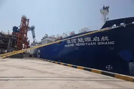 进入“双船”阶段，洋山港LNG燃料加注再添“新生力量”图片