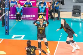 女排联赛四强出炉 辽宁队搭上“末班车”图片