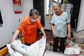 增加家政保洁等个性化服务，上海这个家床服务试点街道服务升级图片