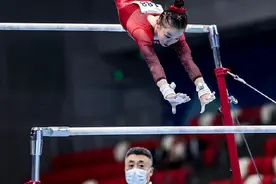 广东队暂列女团第一 张清颖暂列全能榜首图片