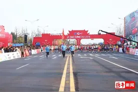 9岁北海小学生，今天越马首个冠军！图片