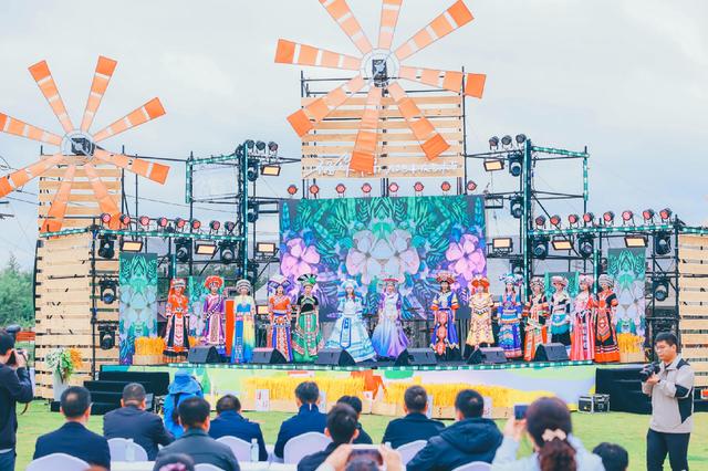 10月1日-8日 昆明福保半岛丰收艺术节有玩场