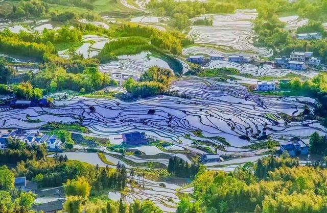 四川最受欢迎网红打卡地——叙永红岩村上榜