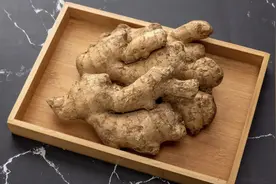 “祛寒神器”生姜要去皮吃吗？生姜养生有讲究！图片