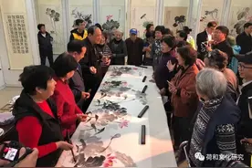 现在为什么那么多人画荷花？图片