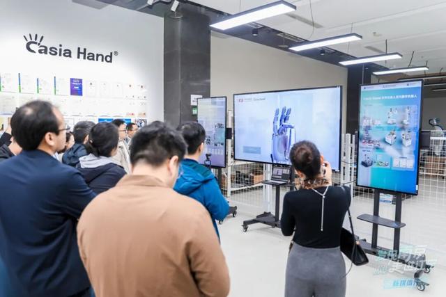 当网络“大V”遇上“网红”江宁……