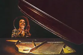 美国传奇女歌手弗莱克去世，死因曝光！邓丽君、莫文蔚都曾唱过她的歌……图片