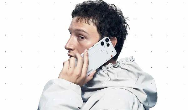 Nothing Phone (3a) Lite 发布，延续透明背盖设计，天玑 7300 Pro 加持