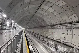 在鄂央企铁四院参建 澳门轻轨横琴线通车运营图片