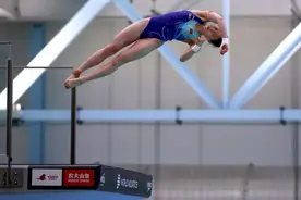 延续“巅峰对决” 陈芋汐、全红婵包揽跳水世界杯加拿大站冠亚军图片