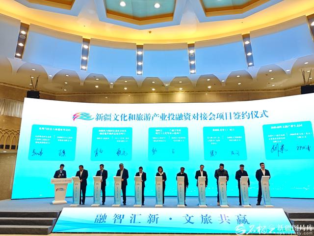 在火洲品“冰雪”，去太空农场育苗……新疆文旅玩出哪些新花样？