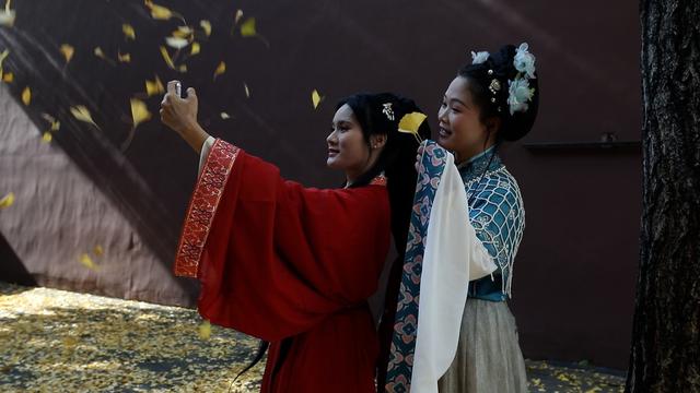 初冬来“杏”！来黎川邂逅一场“金色”限定浪漫