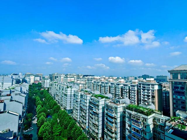张张大片！北京今日蓝天绝美