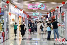 （身边的变化）浙江义乌从“鸡毛换糖”到“人人创富”图片