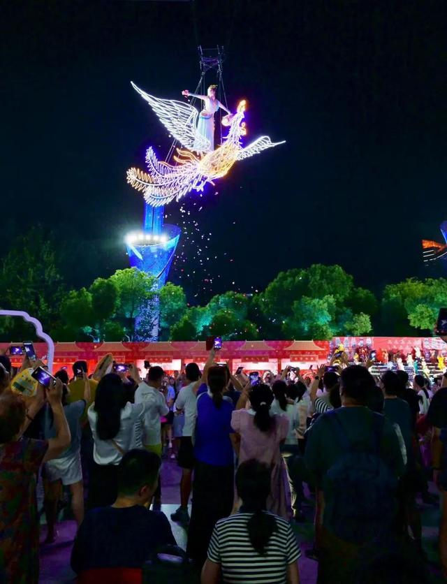 火爆！“大唐不夜城”来无锡了