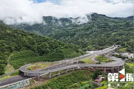 21座隧道全部贯通！巫云开高速再次刷新建设进度条图片