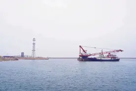 山东港口烟台港：融合增效！项目建设扬鞭加力图片