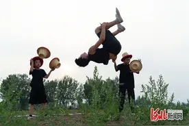 大河之北·河北非遗文化解读 杂技·武术篇｜吴桥杂技：江湖绝活图片