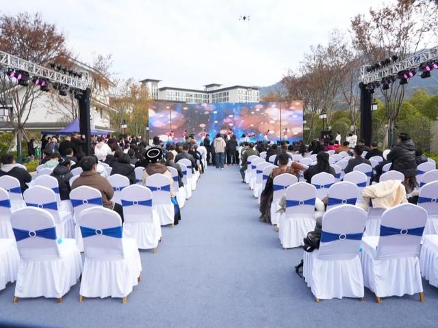 正式启动！泡温泉的来咯