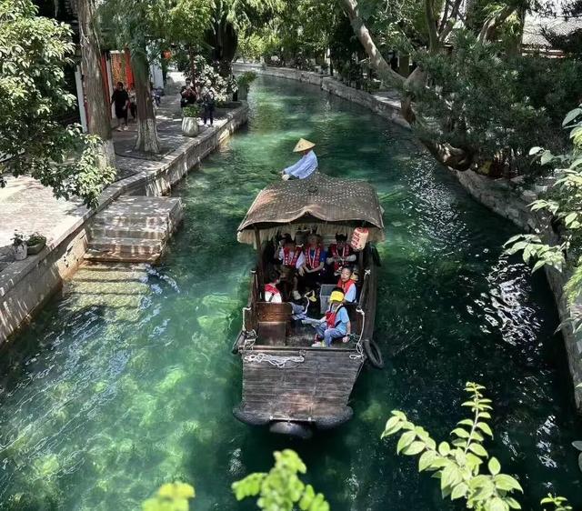 三间市集、一辆花车，朱家角古镇文创盛宴悄然开启！