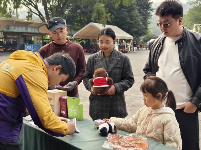 亲~~免费游乐和乐都的机会来了！