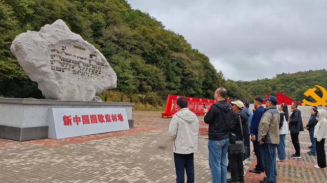 走，跟着自媒体大V一起“枫”玩抚顺本溪！双城互访采风活动欢乐启程