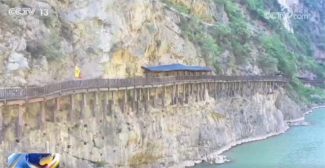 以红叶为“媒”、“跟着课本去旅行”成亮点 场景上新增加文旅消费新体验