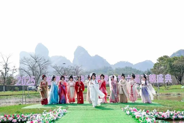 连续6年！龙虎山再度荣获2025年度 “国家5A级旅游景区100强”！