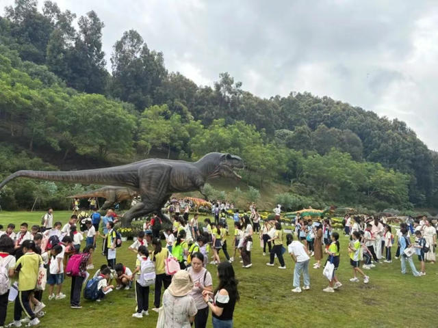 兴宁区2025年“双节”文旅市场活力涌动
