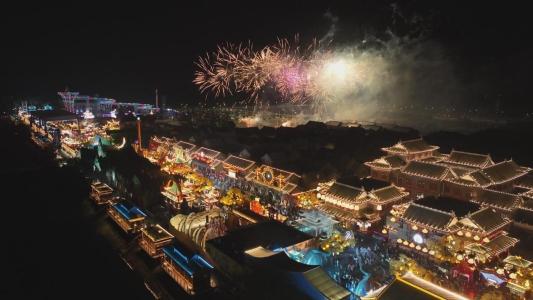 济阳“九曲黄河万里情”主题街区首届“红旗飘飘节”启幕